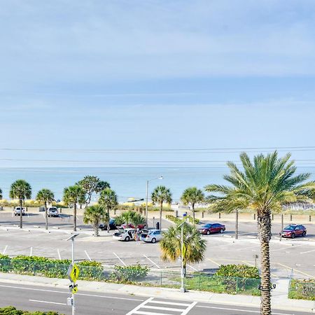 Coastal Condo With Balcony Walk To Madeira Beach! เซนต์พีทบีช ภายนอก รูปภาพ