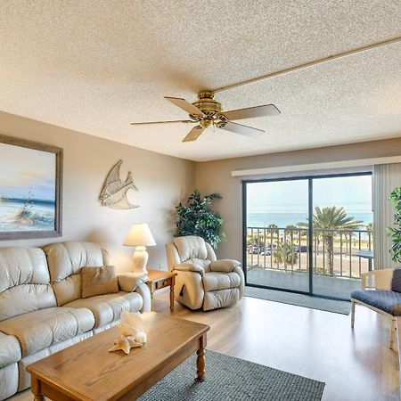 Coastal Condo With Balcony Walk To Madeira Beach! เซนต์พีทบีช ภายนอก รูปภาพ